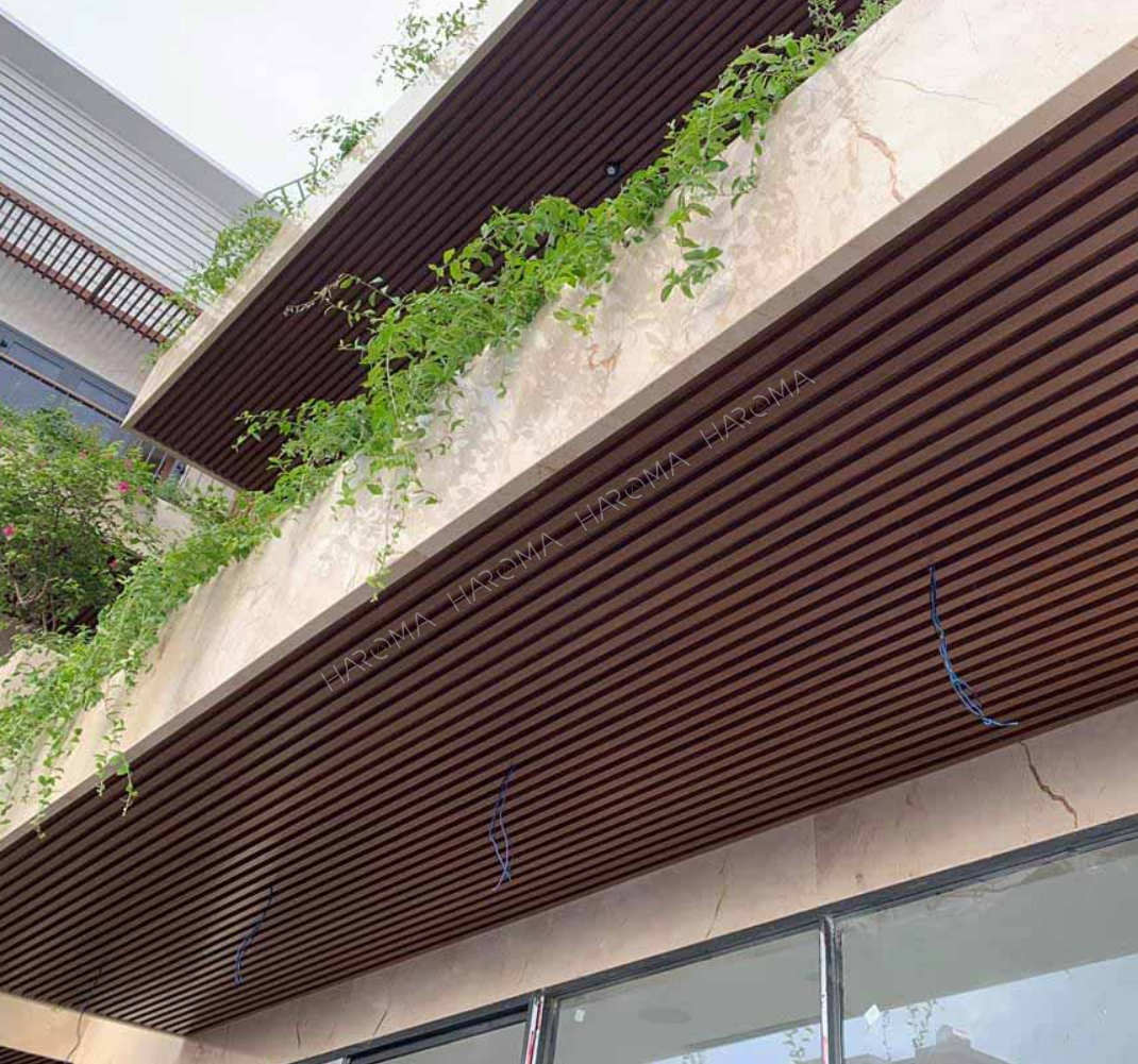 Gỗ nhựa ốp mặt tiền đẹp giá rẻ - xu hương trang trí nội thất mới nhất 2025