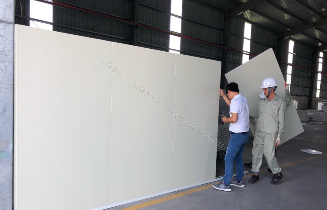 Tấm panel vách ngăn là gì? Tất tần tật những lưu ý quan trọng khi sử dụng