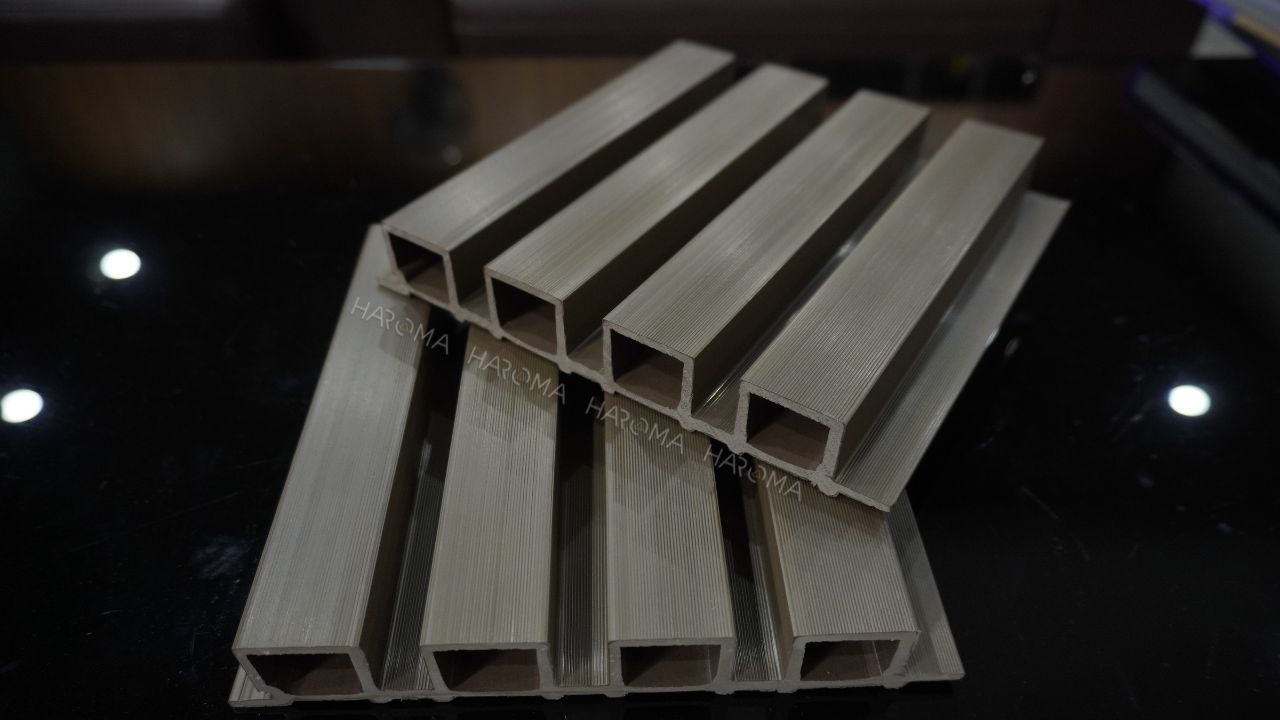 Cập nhật giá bán lam sóng ngoài trời mới nhất thời điểm cuối năm 2025