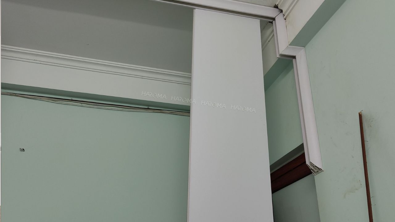 Hướng dẫn thi công vách ngăn góc vuông bằng tấm nhựa 2 mặt chi tiết từ A - Z