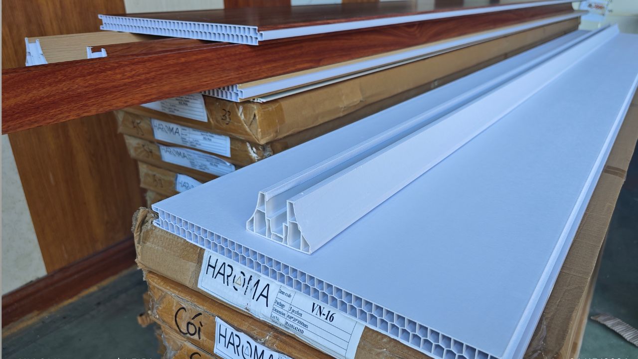 Hướng dẫn thi công vách ngăn góc vuông bằng tấm nhựa 2 mặt chi tiết từ A - Z