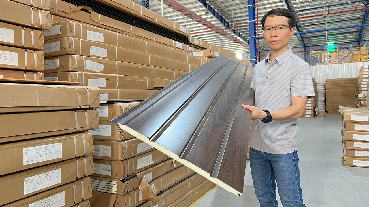 Full bộ phụ kiện và báo giá tấm panel cách nhiệt ốp tường trần