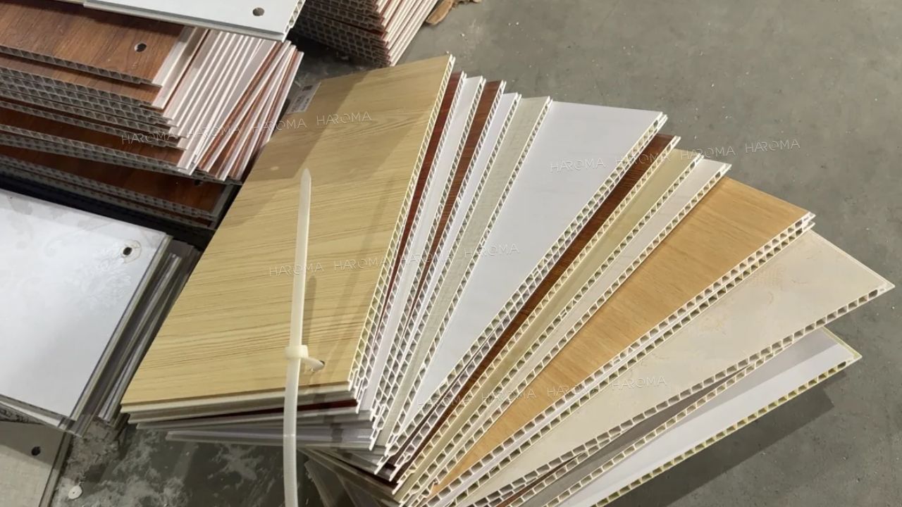 Tấm nhựa ốp tường nano kết hợp lam sóng cải tạo nhà cực đẹp!