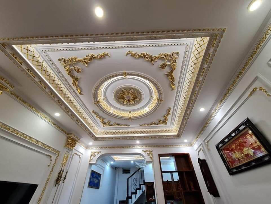 Nên dùng trần nhựa hay trần thạch cao?