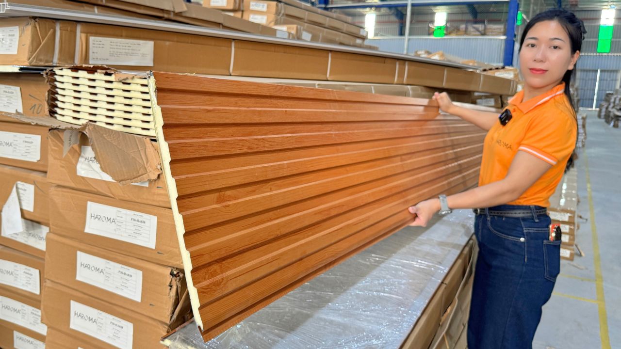 Những câu hỏi thường gặp về tấm panel tôn xốp