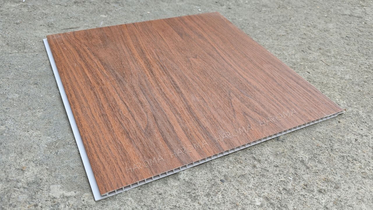 So sánh tấm ốp nhựa NANO và tấm PVC vân đá: Nên chọn loại nào?