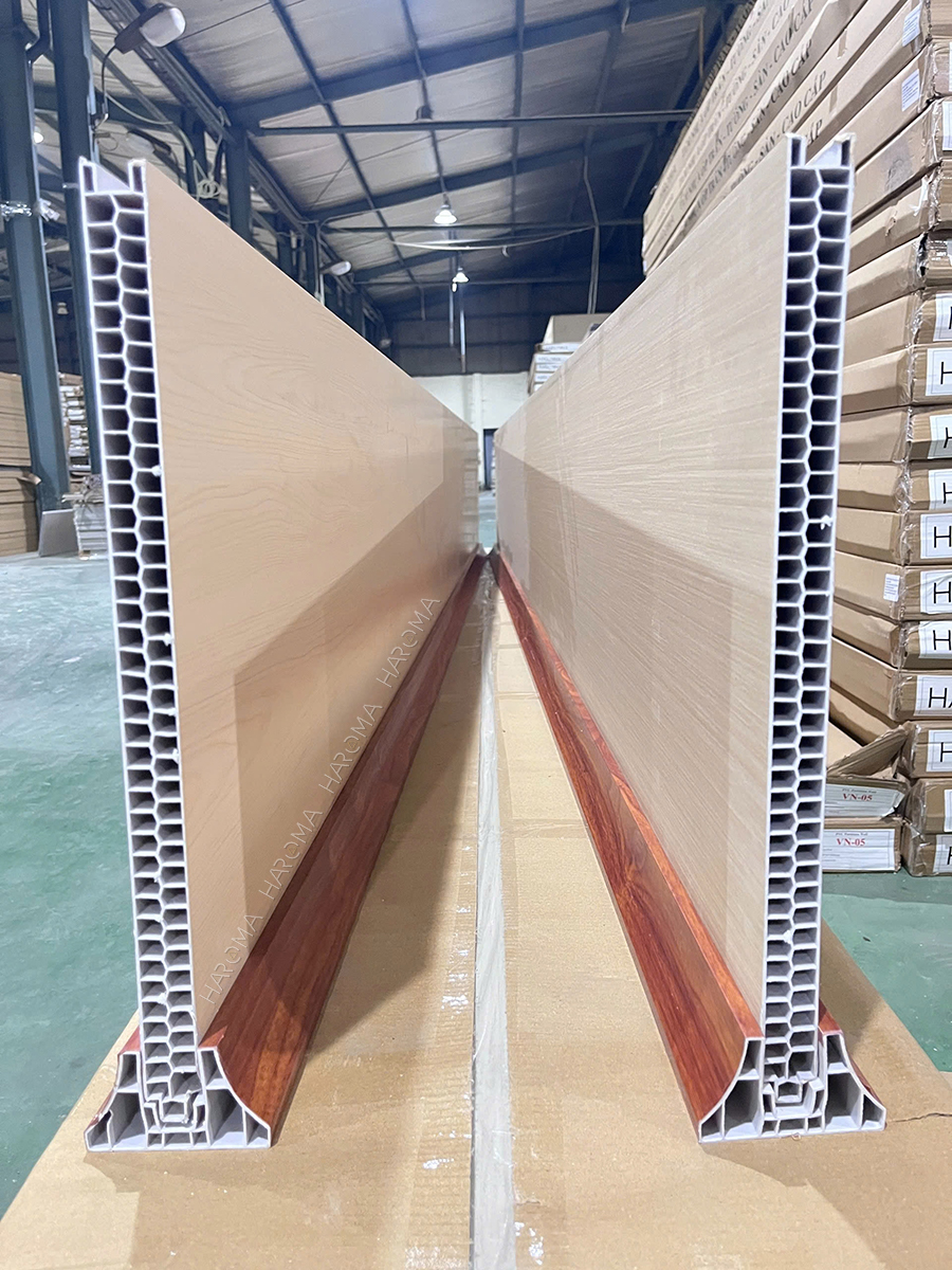 So sánh ưu nhược điểm tấm vách ngăn nhựa 2 mặt & vách ngăn thạch cao